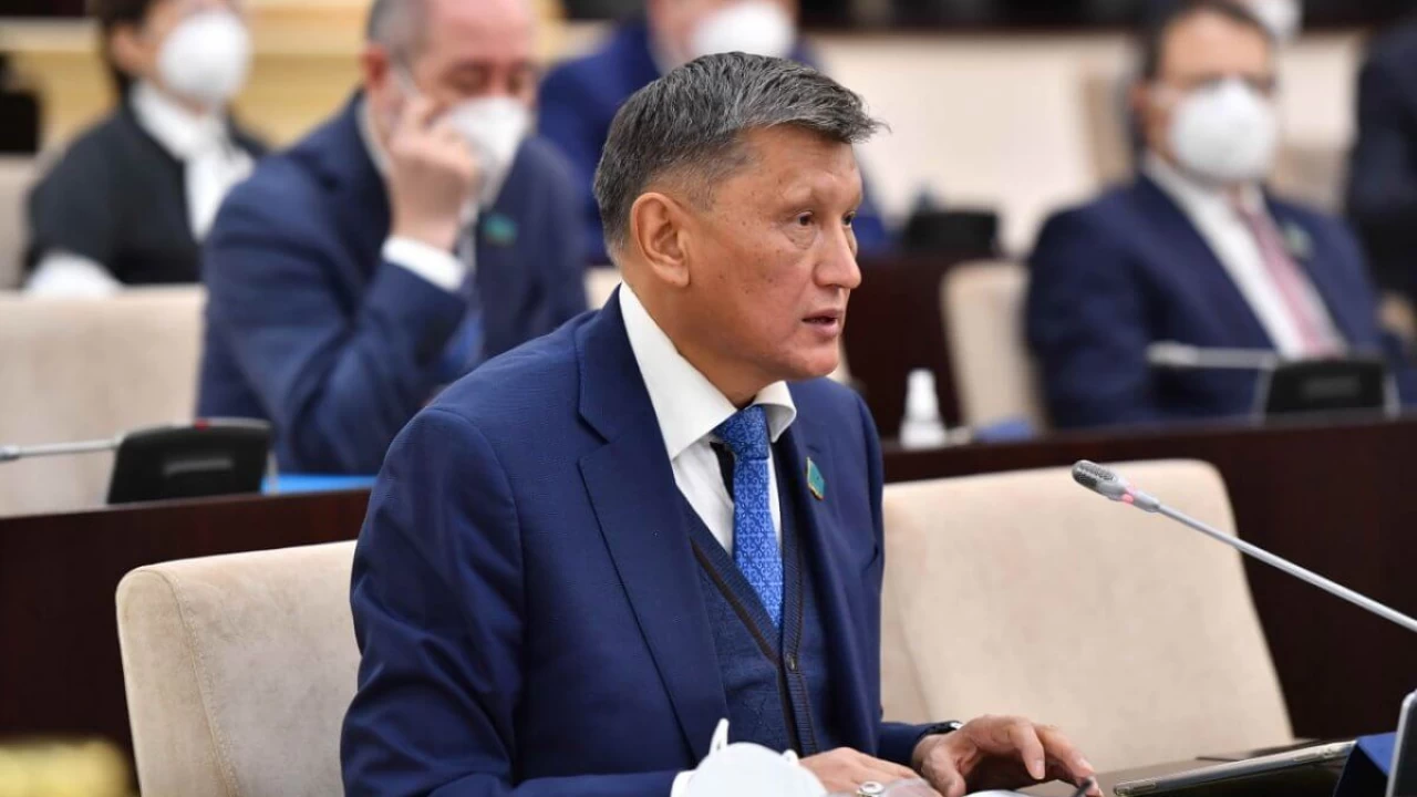 Жат ағымның жетегіндегілер қоғамның барлық саласында қызмет етіп жүр – сенатор