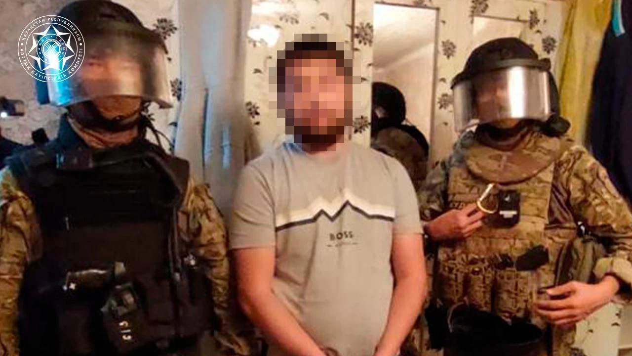 ҰҚК үш облыста ауыр қылмыс жасаған 72 адамы бар заңсыз топтарды ұстады