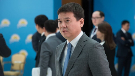 Экс-министр Бекетаев елден қашпақ болған кезде ұсталған – Бас прокуратура