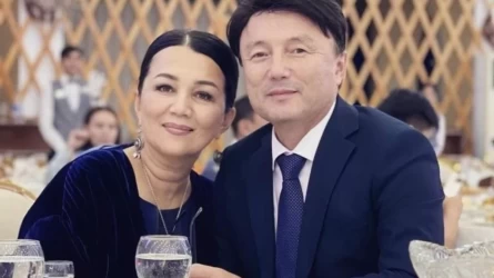 Димаш Құдайбергеннің әкесі желіде жөнсіз уағыз айтатындарға шектеу қоятын заң қабылдау керегін айтты