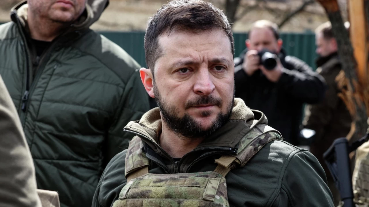 Батыс пен АҚШ көмекті үзсе де Украина соғысты жалғастыра бермек