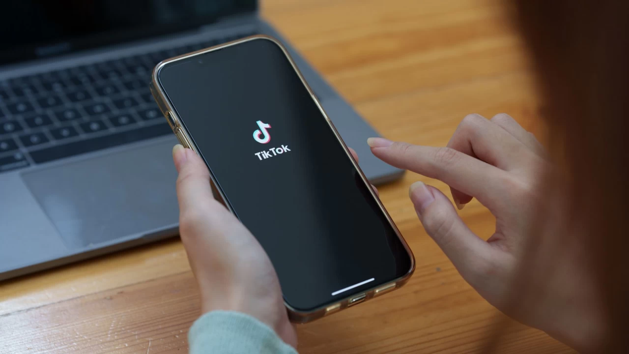 TikTok-та мұғалімдер мен оқытушыларға арналған байқау жарияланды