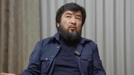 "Мола аралау әдетімде жоқ": Бекболат Тілеухан ата-баба әруағына сыйыну күнә екенін айтты