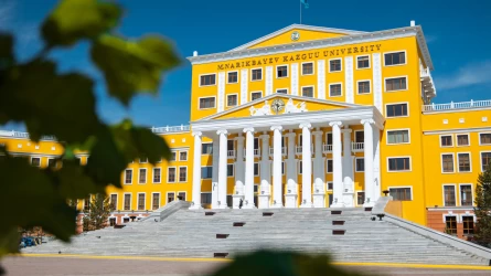 Narikbayev University-де блокчейн технологияларына арналған лекция өтеді