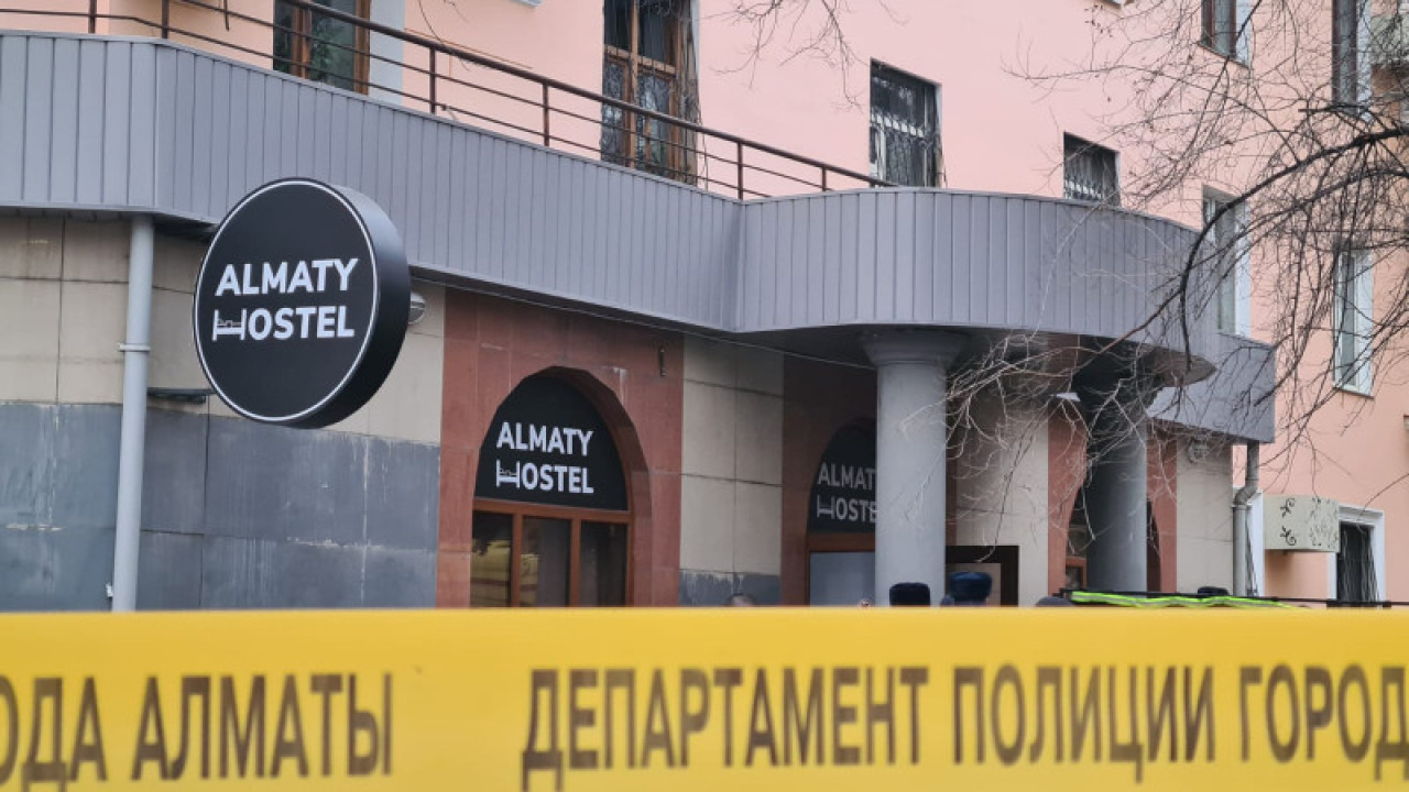 Арнайы прокурорлар «Алматы-Хостел» ғимаратындағы өртке қатысты тергеуге кірісті