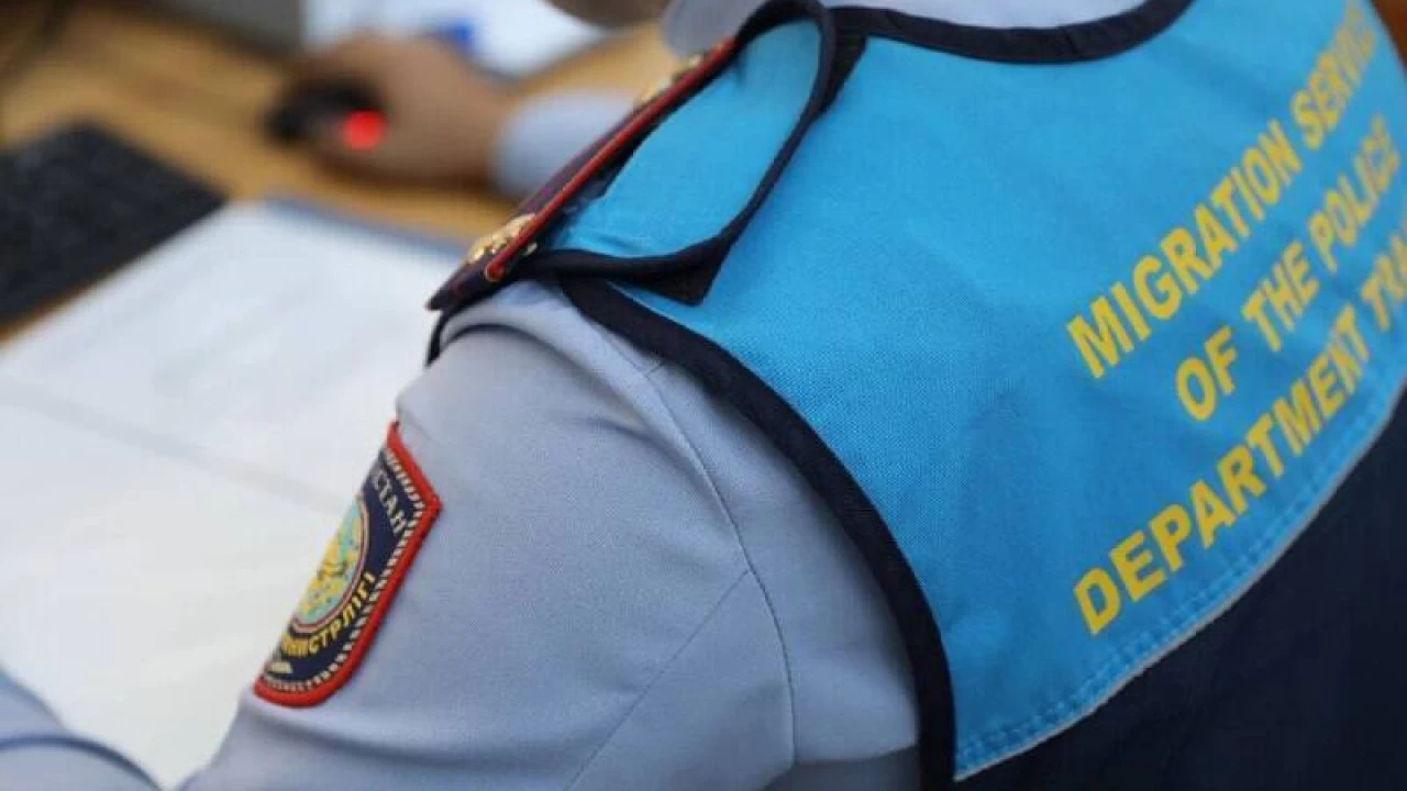 Көші-қон заңнамасын бұзған Бангладештің үш азаматы елден шығарылды