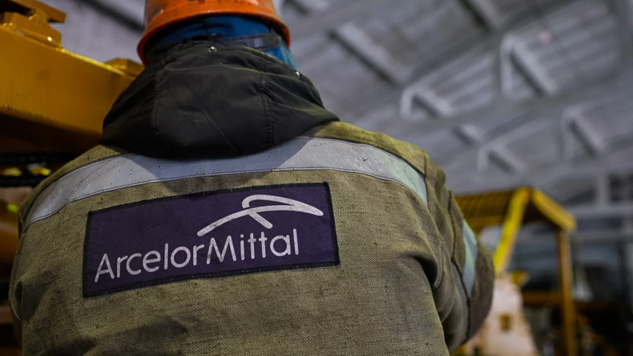 ArcelorMittal компаниясының банк шоттары бұғатталғаны рас па? – Министр жауап берді