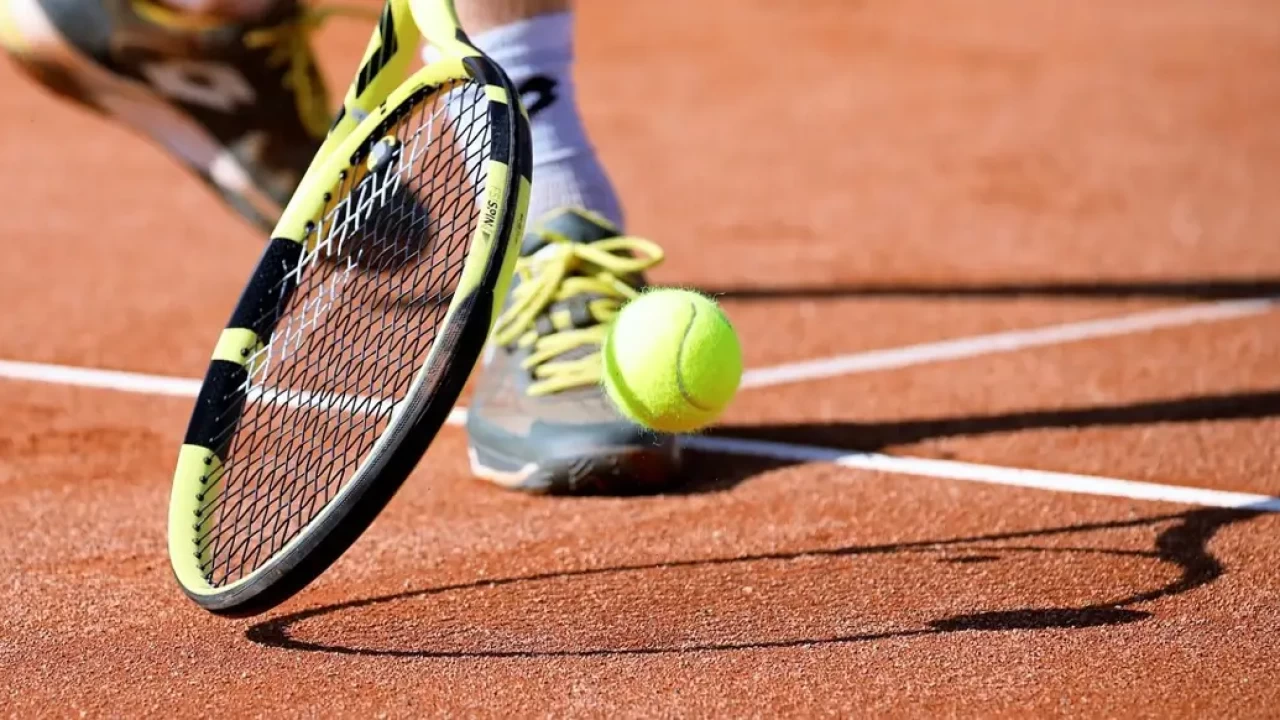 Қазақстандық теннисшілер Аустралиядағы турнирді сәтті бастады