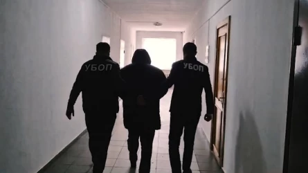 48 млн теңге: Пойыз қызметкерлерін семейлік "блогер" бопсалап келген