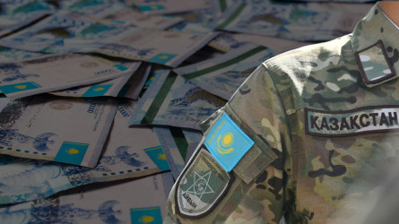 10 мың сарбаздың 3 миллиард 475 миллион теңге банк несиесіне – үзіліс