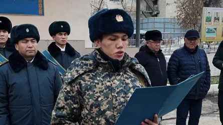 Әлем чемпионы Санжар Тәшкенбай әскерге кетті