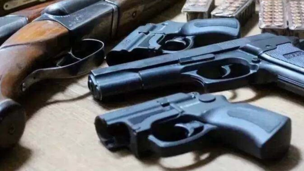 Жамбыл облысында төрт тәулік ішінде 21 қару мен 500-ден астам патрон тәркіленді