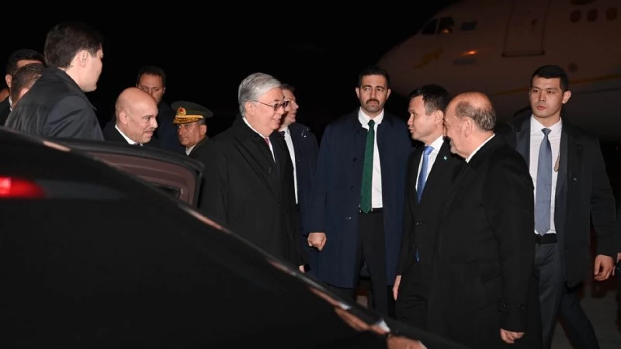 Тоқаев Түркияға ұшып барды