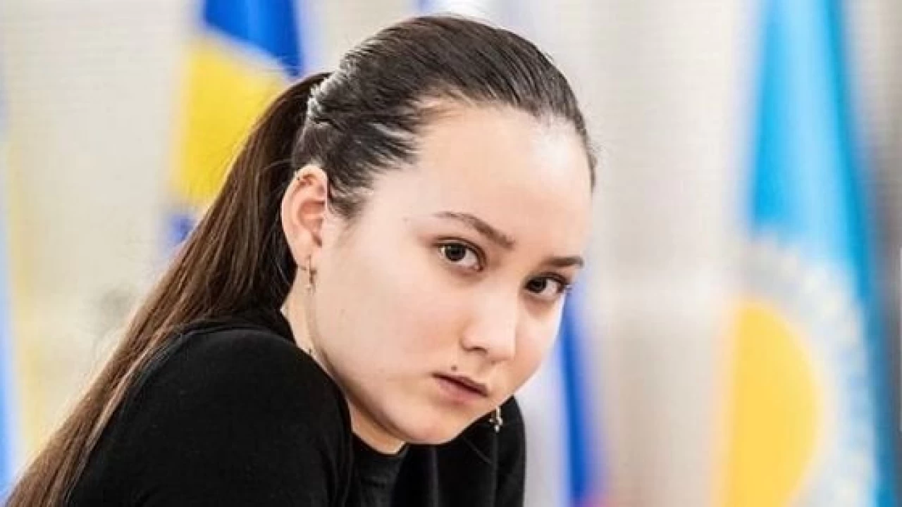 Шахматшы Жансая Әбдімәлік өзін сынаған Бибісараға жауап қатты