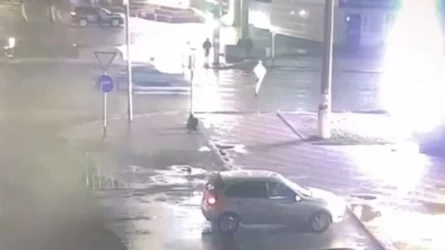Ақтөбеде құжаты жоқ 18 жастағы жүргізуші мектеп оқушысын қағып, оқиға орнынан қашып кетті