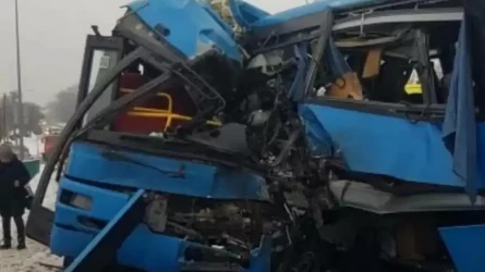 Қарағандыда екі автобустың соқтығысуына кінәлі жүргізуші сотталатын болады