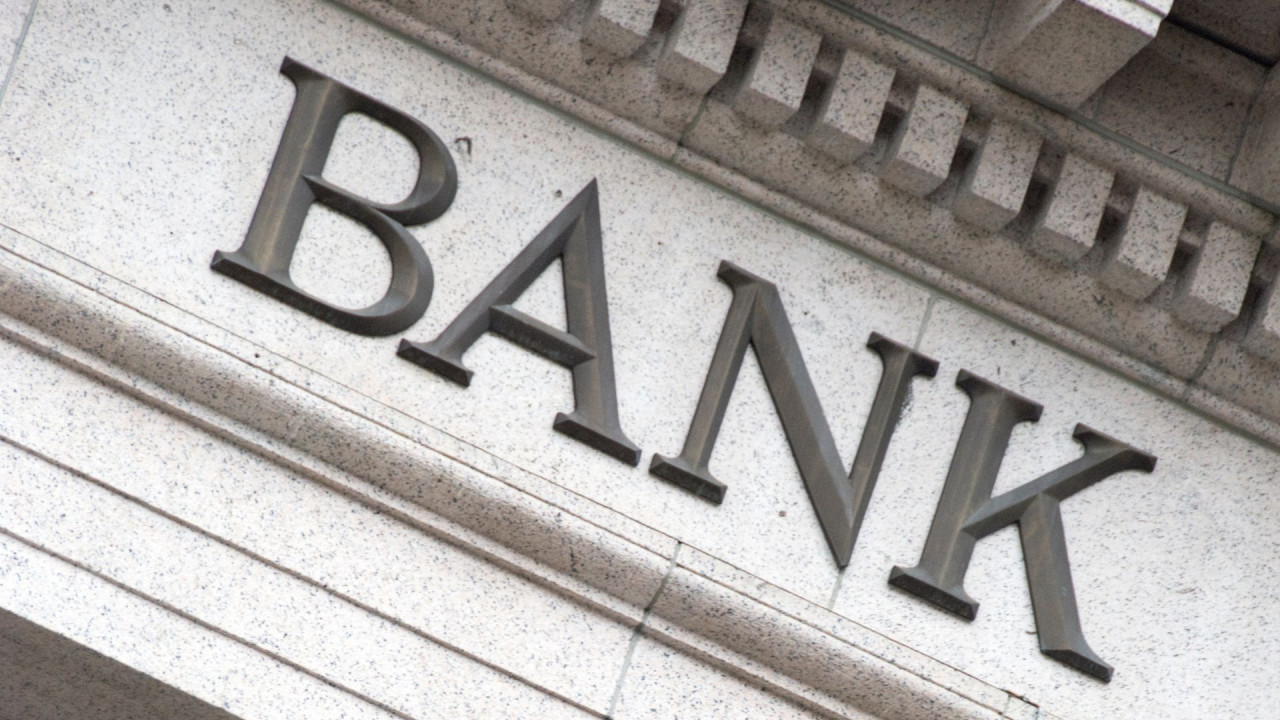 АҚШ-та тағы бір ірі банк банкротқа ұшырады