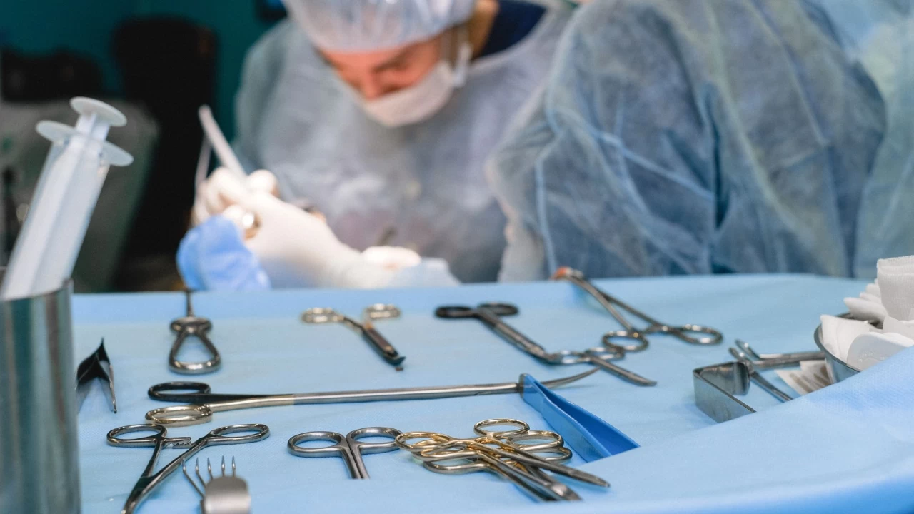 Brainlab жүйесі: Семейде миында ісік бар пациентке күрделі ота жасалды