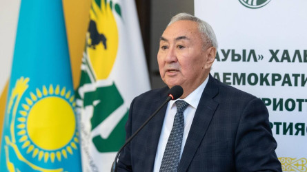 Депутат болған сәтінен бастап Дайрабаевтан тыныштық кетті