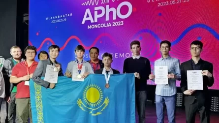 Физикадан Азия олимпиадасында Қазақстан оқушылары үздік нәтиже көрсетті