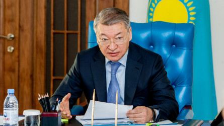 Шетелден біліктілік арттырып келген дәрігерлердің нәтиже көрсететін кезі келді – ШҚО әкімі