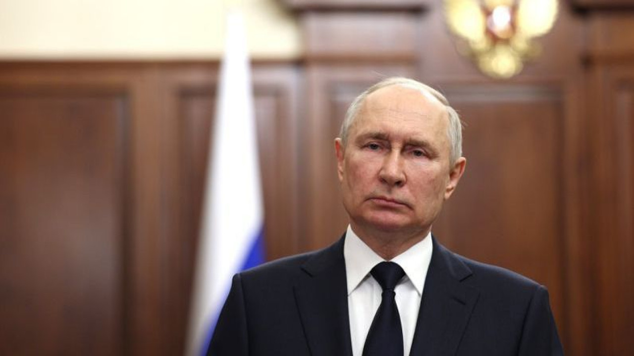 Путин: "Вагнер" жалдамалы жасағы заң жүзінде тіркелмеген