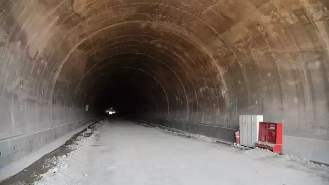 Түркістан облысында 10 жыл бұрын басталған тоннельдің құрылысы биыл аяқталады