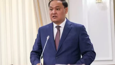 Шегіртке туралы видео түсірген шаруалар бізден қашып жүр – министр