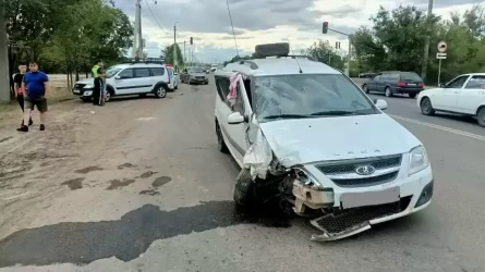 Оралда жол апатынан жеті бала зардап шегіп, 16 жасар қыз жансақтау бөліміне жатқызылды