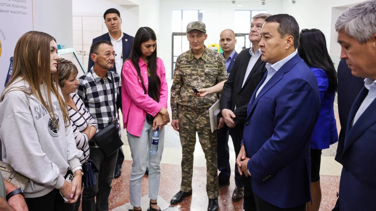 Премьер-министр Қарағандыдағы шахтада қайтыс болғандардың жақындарымен кездеспек