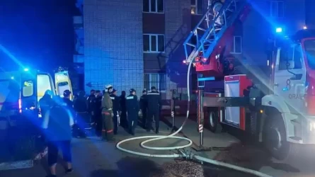 Оралда тоғыз қабатты үй өртеніп, 2 адам қаза тапты