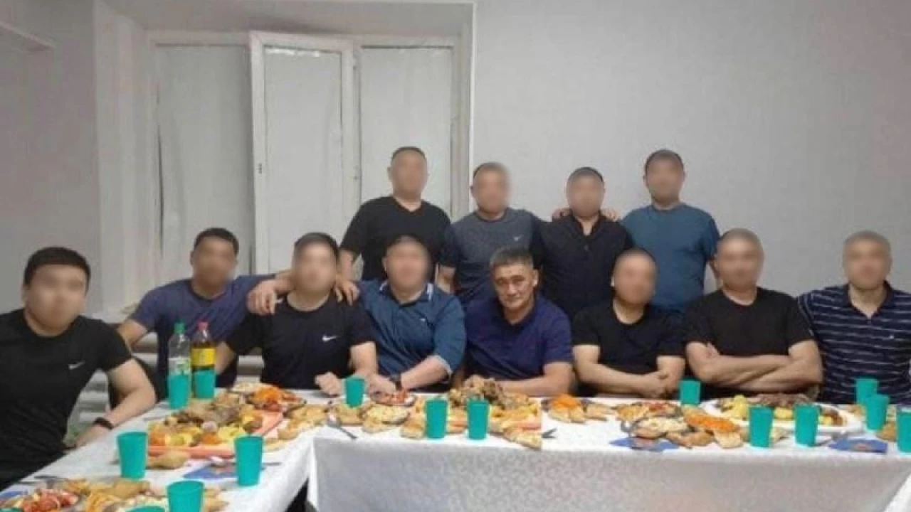 Серік Күдебаевтың Өскемен түрмесіндегі суретіне байланысты қызметтік тергеу жүргізіледі