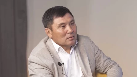 Омар Жәлел 20 жастан асқан әйел адамдардың барлығын "кәрі қыз" деп атады