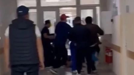 "Дәрігерді сабап, мәйітті ұрлаған": Талғар аудандық ауруханасында жанжал шықты