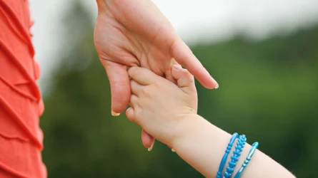 Елімізде әйелдер мен балаларға көмек көрсетуге арналған бірыңғай байланыс нөмірі пайда болады