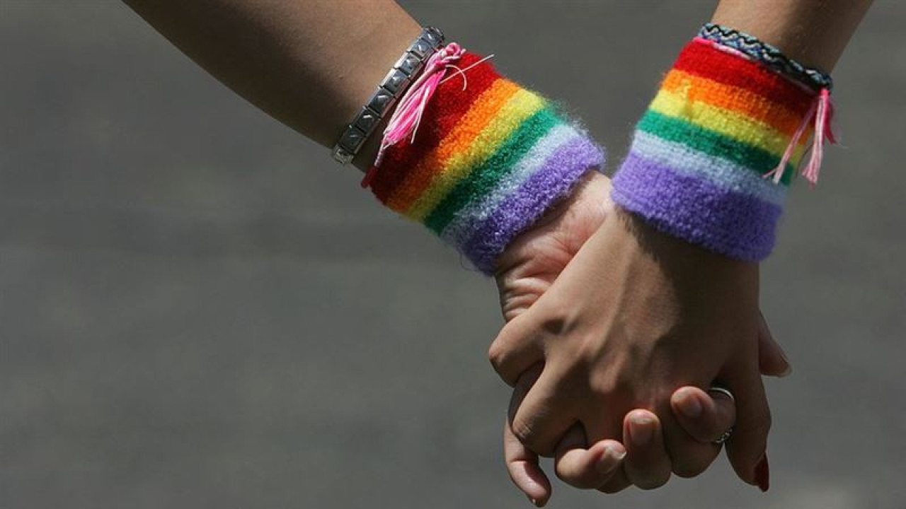 Қазақстанда жасөспірімдерге арналған алғашқы ЛГБТ сайт пайда болды: Оған қарсы петиция жарияланды