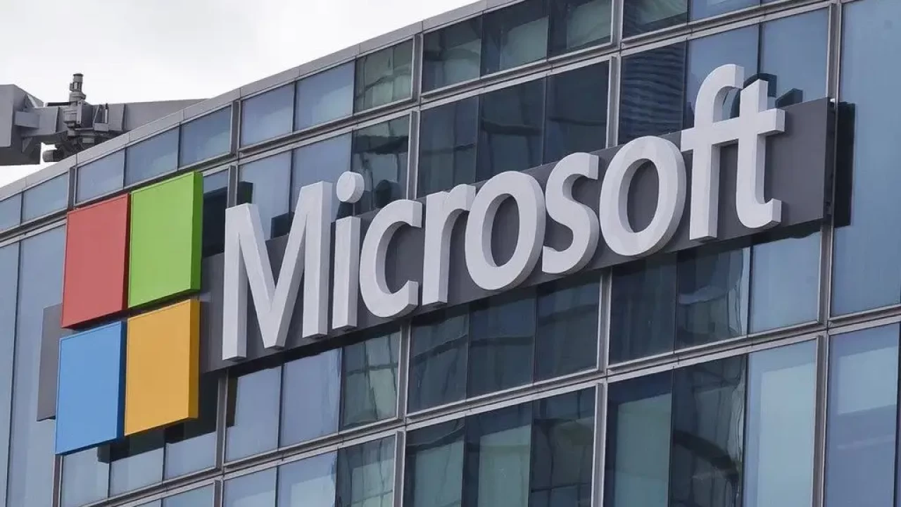 Microsoft әлемдегі ең бай қоғамдық компанияға айналды