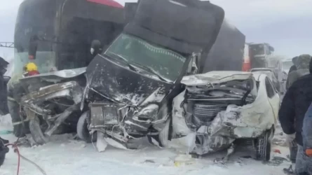 Жамбыл облысында ірі жол апаты болып, 26 көлік соқтығысты