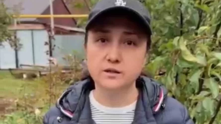«Ulym oqıǵa ornynda bolmaǵan»: Sherzattyń ólіmіne qatysy bar kúdіktіnіń anasy ádіl tergeý júrgіzýdі surady