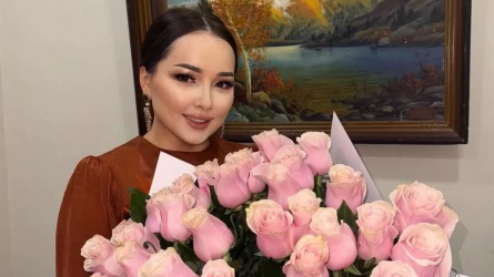 «Jasóspіrіmder úshіn túnde júrý – qaýіptі»: Jazıra Baıyrbekova túngі on ekіde týǵan kúnmen quttyqtaıtyndarǵa eskertý jasady