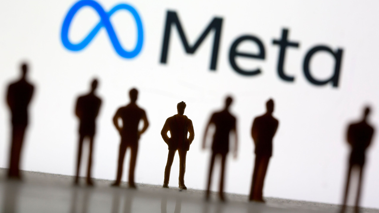 Meta Platforms превышает прогнозы, но предупреждает о росте расходов на ИИ