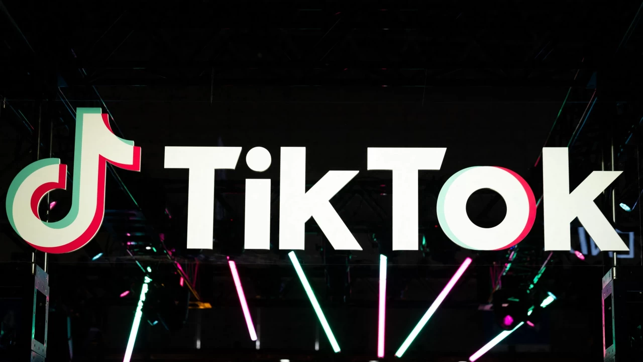 TikTok запретит бьюти-фильтры для подростков