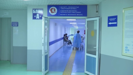 Aqtaýdaǵy ushaq apaty: Aýrýhanadaǵy jolaýshylardyń jaǵdaıy qalaı?