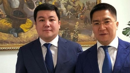 Астанада 1 миллиард теңге жымқырды деген күдікпен ұсталған Болат Мажағұловтың соты басталды