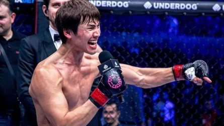 Танымал актер Еркебұлан Тоқтар Ресей чемпионын нокаутқа жіберді