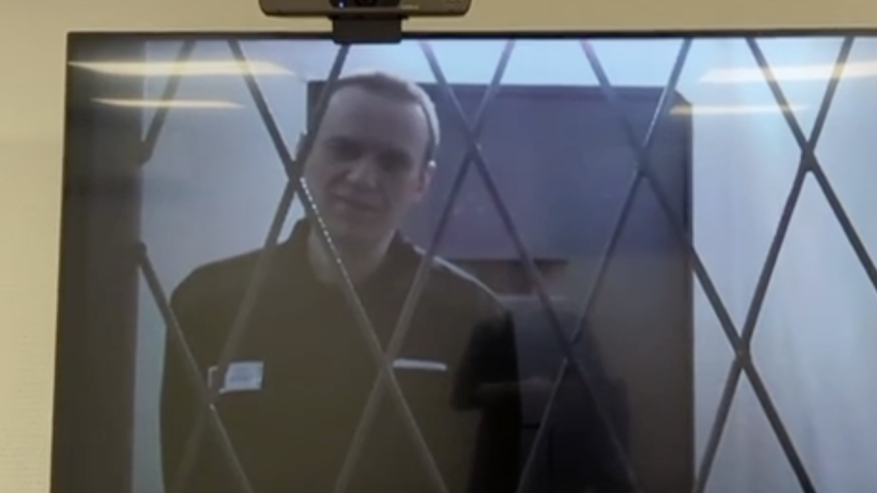 Желіде Алексей Навальныйдың соңғы видеосы тарап жатыр (ВИДЕО)