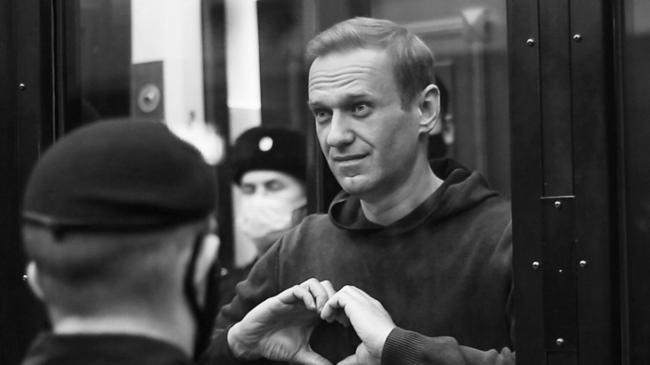 Франция СІМ: Навальный Путин режиміне қарсылығы үшін «жазасын» алды