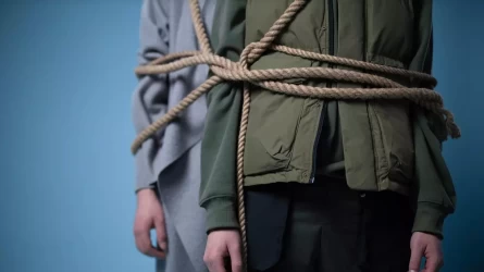 «Адам басына 10 мың доллар». Таиландта құлдықта болған қыздар құтқарылды