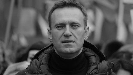 Саясаткер Алексей Навальный түрмеде қайтыс болды