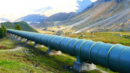 Астана и Баку собираются увеличить объем нефти через нефтепровод Баку-Супса